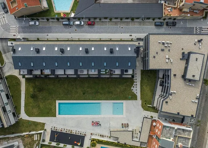 Riverside Duplex By The Sea With Pool And Balcony Apartament *