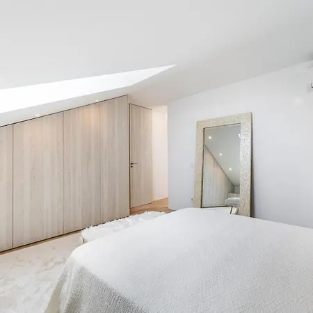 Riverside Duplex By The Sea With Pool And Balcony