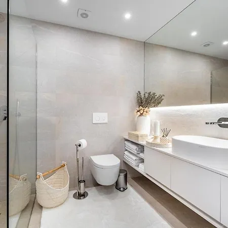 Riverside Duplex By The Sea With Pool And Balcony * Fão