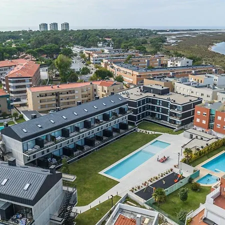 Riverside Duplex By The Sea With Pool And Balcony *