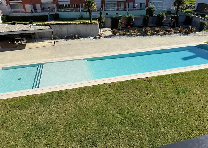 Riverside Duplex By The Sea With Pool And Balcony Appartement Fão